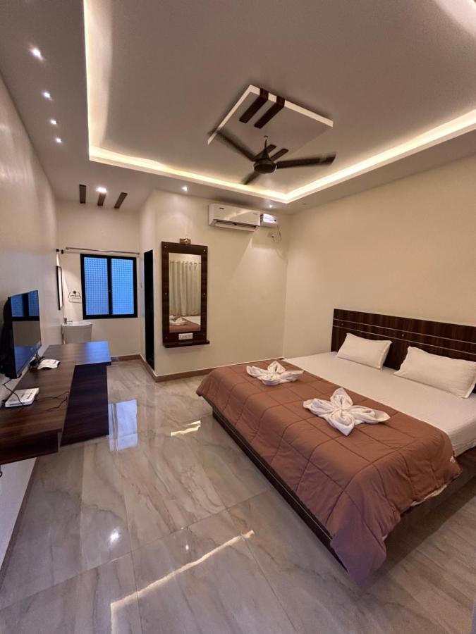 The Beach Hive Resort Kashid Buitenkant foto
